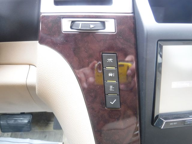 CADILLAC ESCALADE 2013 Image 31