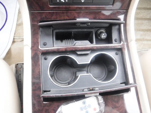 CADILLAC ESCALADE 2013 Image 31