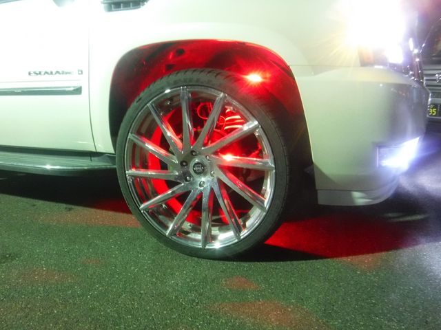 CADILLAC ESCALADE 2013 Image 31