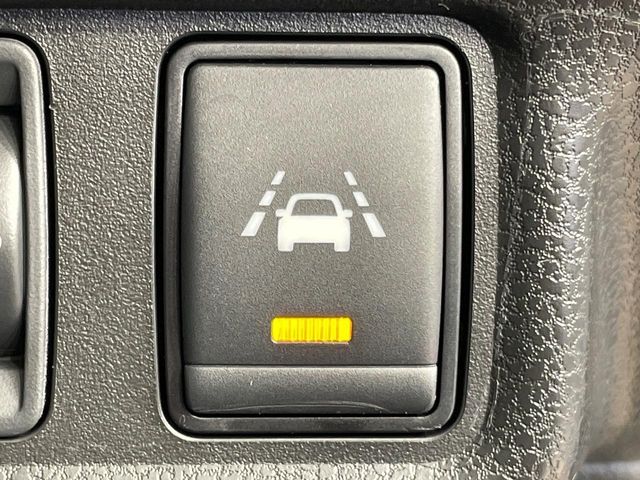 NISSAN NOTE 2017 Image 31