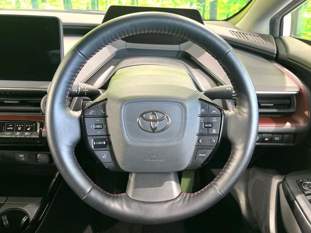TOYOTA PRIUS PHV 2023 Image 31