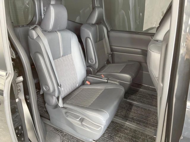 TOYOTA NOAH 4WD 2023 Image 31