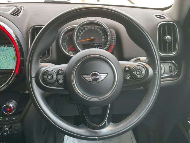 BMW MINI COOPER D CR 2017 Image 31