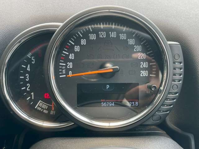 BMW MINI COOPER D CR 2017 Image 31