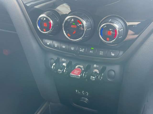 BMW MINI COOPER D CR 2017 Image 31