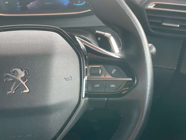 PEUGEOT 2008 2020 Image 31