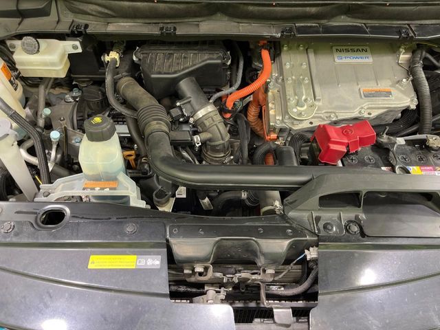 NISSAN SERENA  WG 2018 Image 31