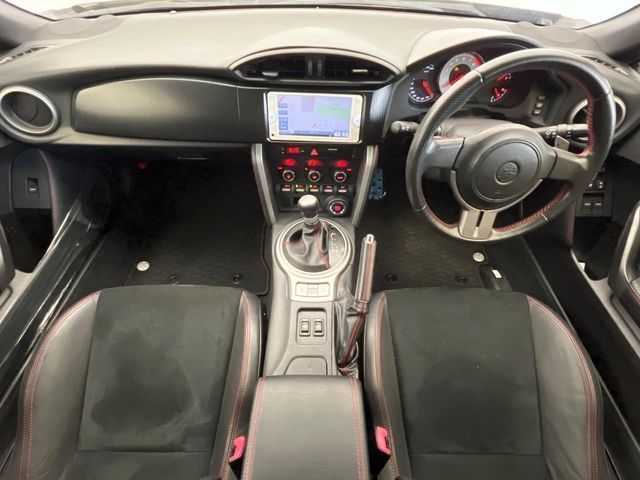 TOYOTA 86 2012 Image 31