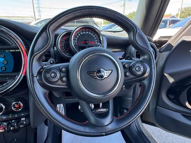 BMW MINI 2019 Image 31