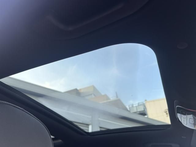 MERCEDES BENZ C CLAS 2023 Image 31