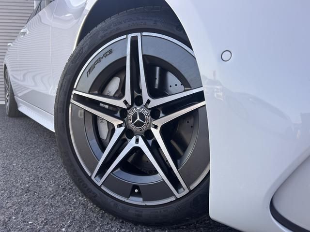 MERCEDES BENZ C CLAS 2023 Image 31