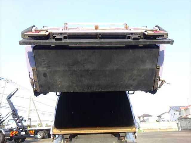 MITSUBISHI FUSOU FIGHTER 2019 Image 31