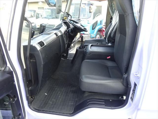 MITSUBISHI FUSOU FIGHTER 2019 Image 31