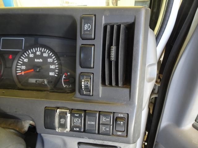 ISUZU ELF 2017 Image 31