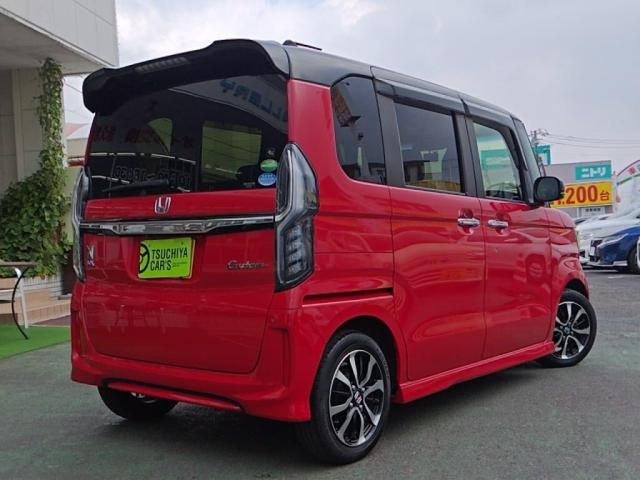 HONDA N BOX CUSTOM 2019 Image 31