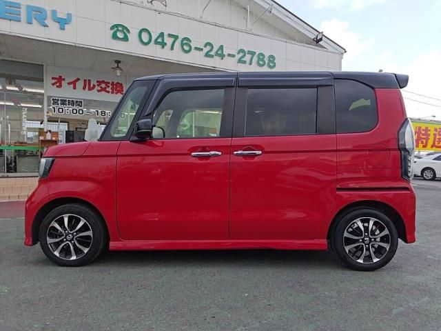 HONDA N BOX CUSTOM 2019 Image 31