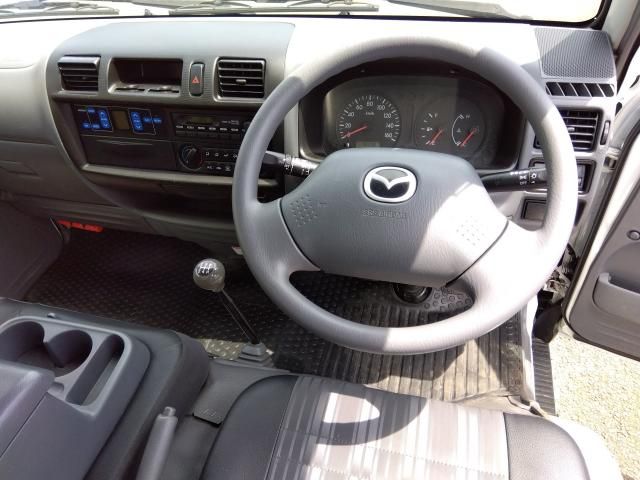 MAZDA BONGO TRUCK 2WD 2016 Image 31