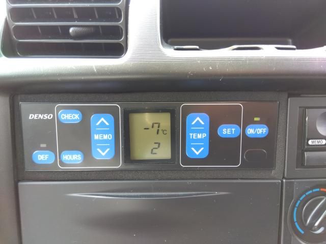 MAZDA BONGO TRUCK 2WD 2016 Image 31