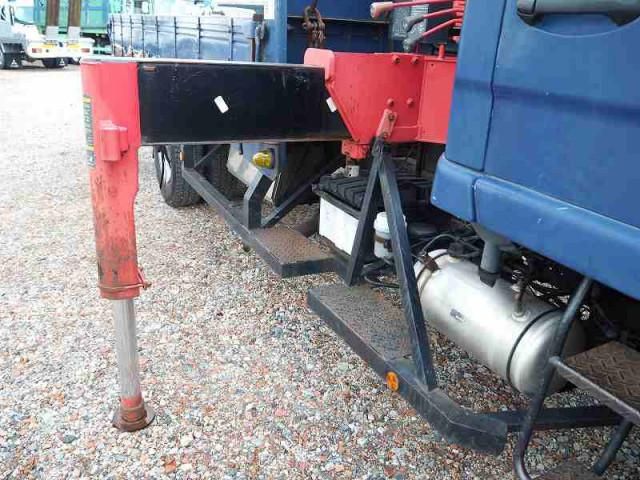 MITSUBISHI FUSOU FIGHTER 2007 Image 31