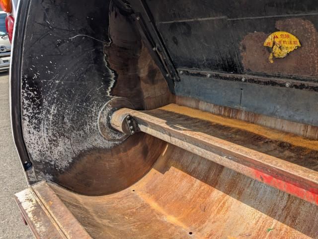 HINO DUTRO 2017 Image 31