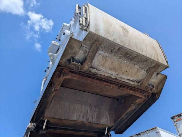 HINO DUTRO 2017 Image 31