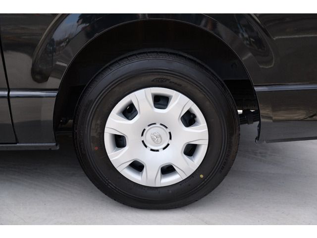 TOYOTA HIACE WAGON 4WD 2018 Image 31