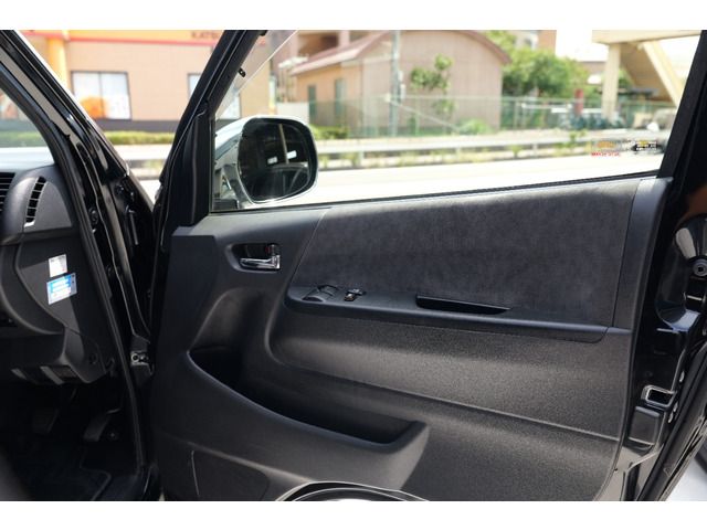 TOYOTA HIACE WAGON 4WD 2018 Image 31