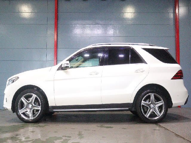 MERCEDES BENZ GLE CL 2017 Image 31