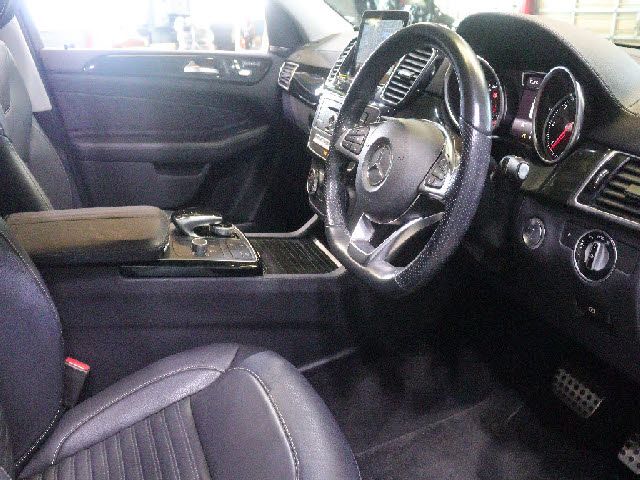 MERCEDES BENZ GLE CL 2017 Image 31