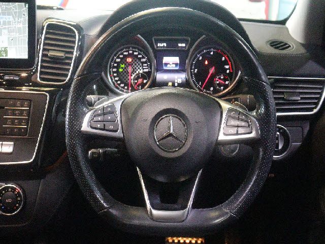 MERCEDES BENZ GLE CL 2017 Image 31