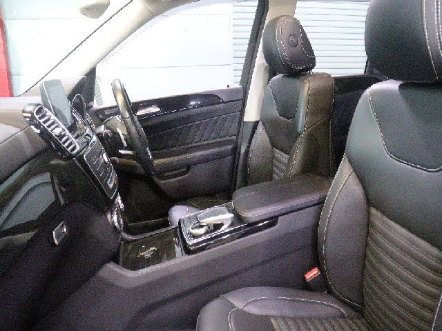 MERCEDES BENZ GLE CL 2017 Image 31