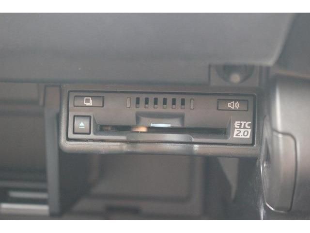 TOYOTA LEXUS UX250H 2019 Image 31