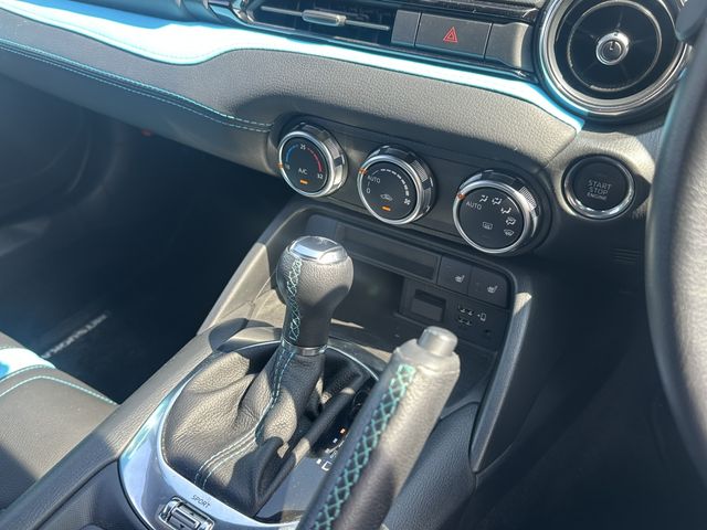 MITSUOKA ROCK STAR 2021 Image 31