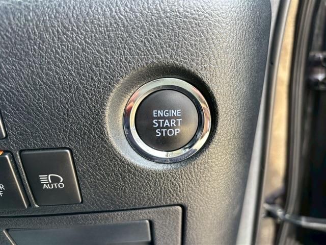 TOYOTA VELLFIRE 2018 Image 31