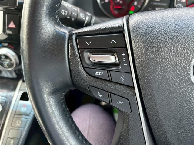 TOYOTA VELLFIRE 2018 Image 31