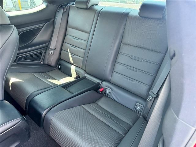 TOYOTA LEXUS RC300H 2021 Image 31