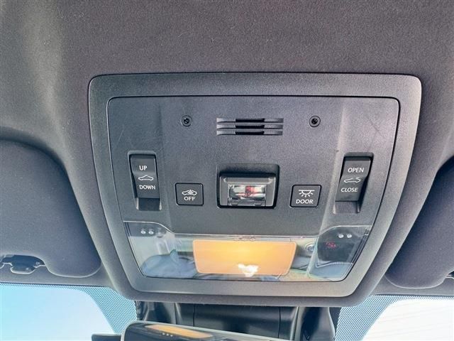 TOYOTA LEXUS RC300H 2021 Image 31