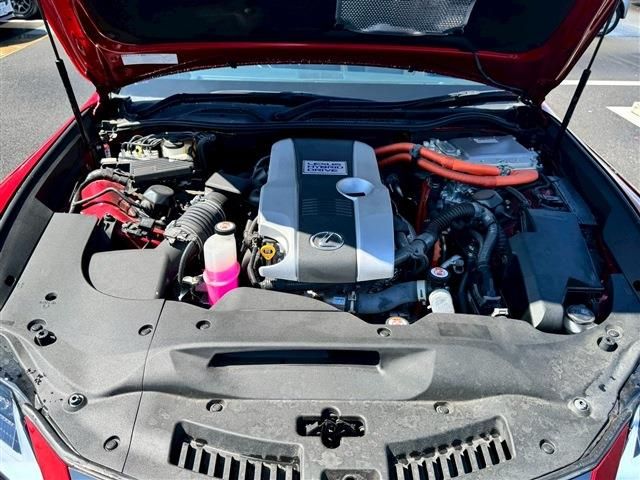 TOYOTA LEXUS RC300H 2021 Image 31