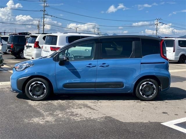 TOYOTA SIENTA HYBRID 2023 Image 31