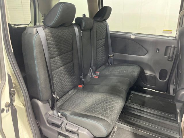 NISSAN SERENA  S-HYBRID 2016 Image 31