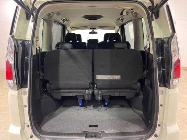 NISSAN SERENA  S-HYBRID 2016 Image 31