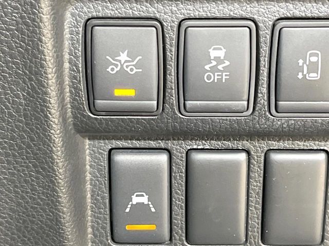 NISSAN ELGRAND 2019 Image 31