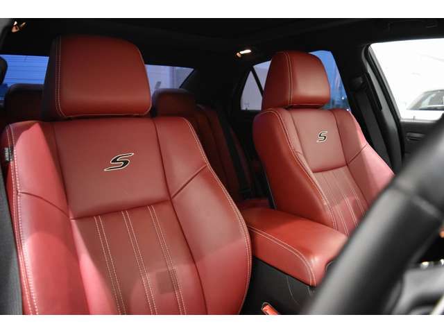 CHRYSLER 300 2013 Image 31