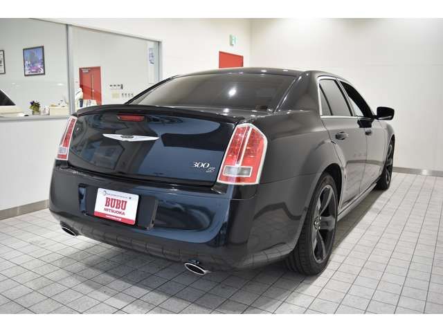 CHRYSLER 300 2013 Image 31