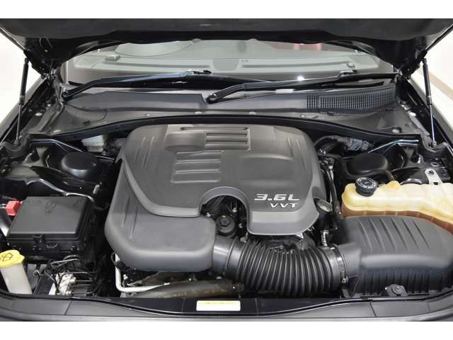 CHRYSLER 300 2013 Image 31