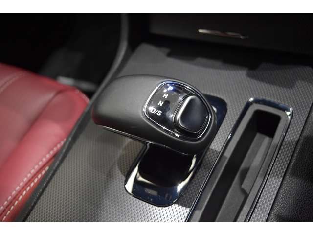 CHRYSLER 300 2013 Image 31