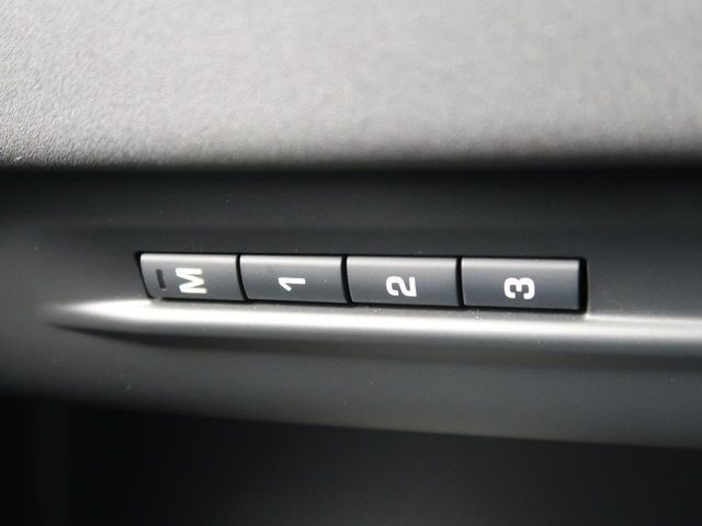 ROVER RANGE  EV 2024 Image 31