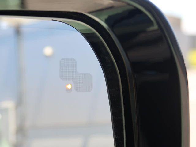 ROVER DEFENDER 2023 Image 31