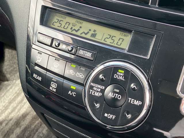 TOYOTA ESTIMA 2013 Image 31