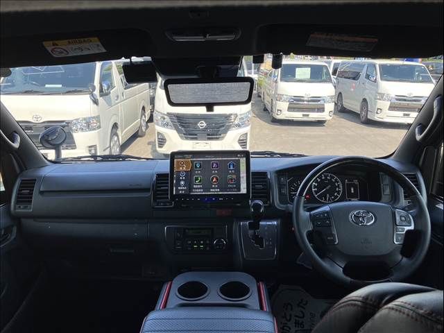 TOYOTA HIACE VAN 2WD 2020 Image 31